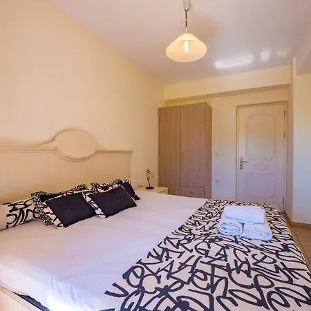 Sotiris Aparthotel 2*