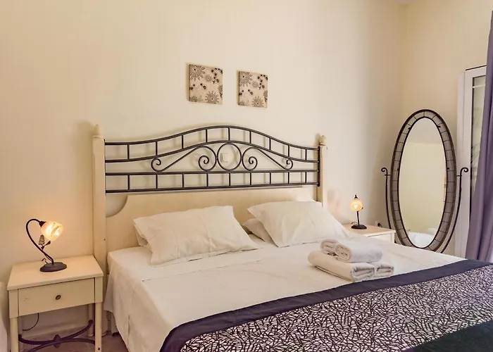 Aparthotel Sotiris Svoronata