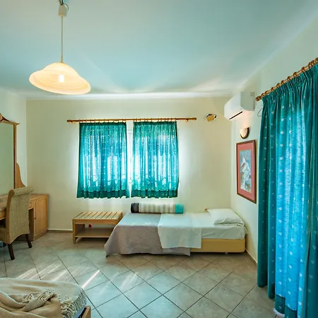 Hotel apartamentowy Sotiris Svoronata