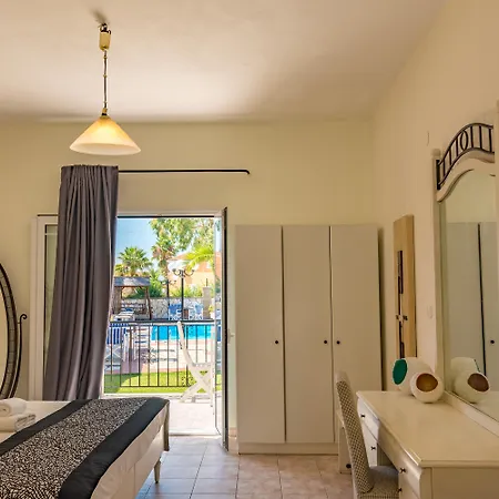 Sotiris 2* Svoronata