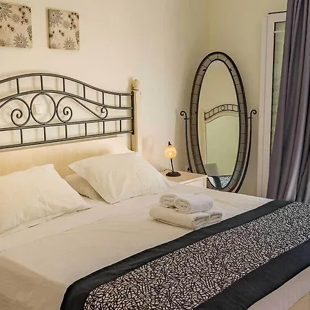 Sotiris Aparthotel Svoronata